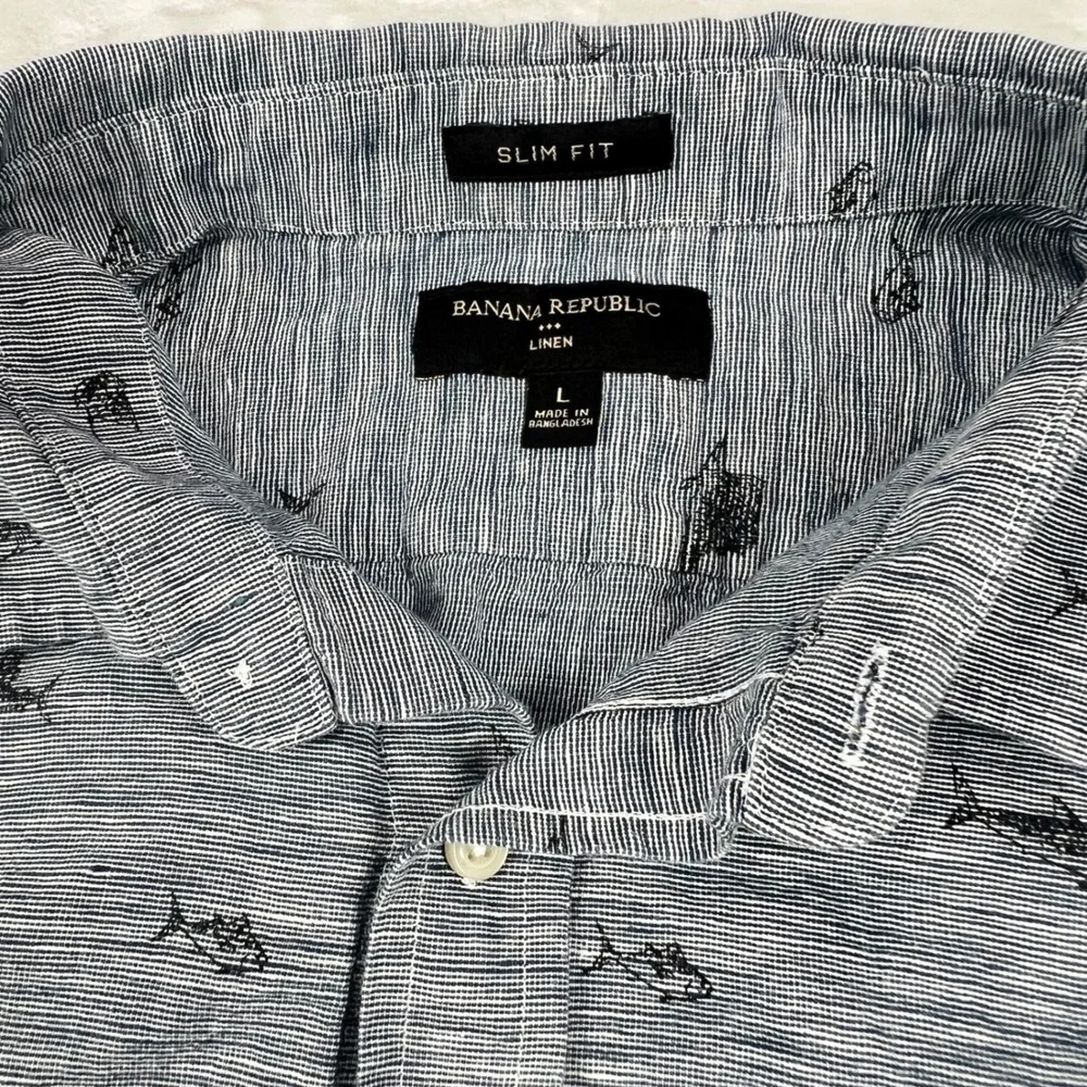 Banana Republic Mens Slim Fit Linen Shark Sailfish Print Shirt Blue Large 547